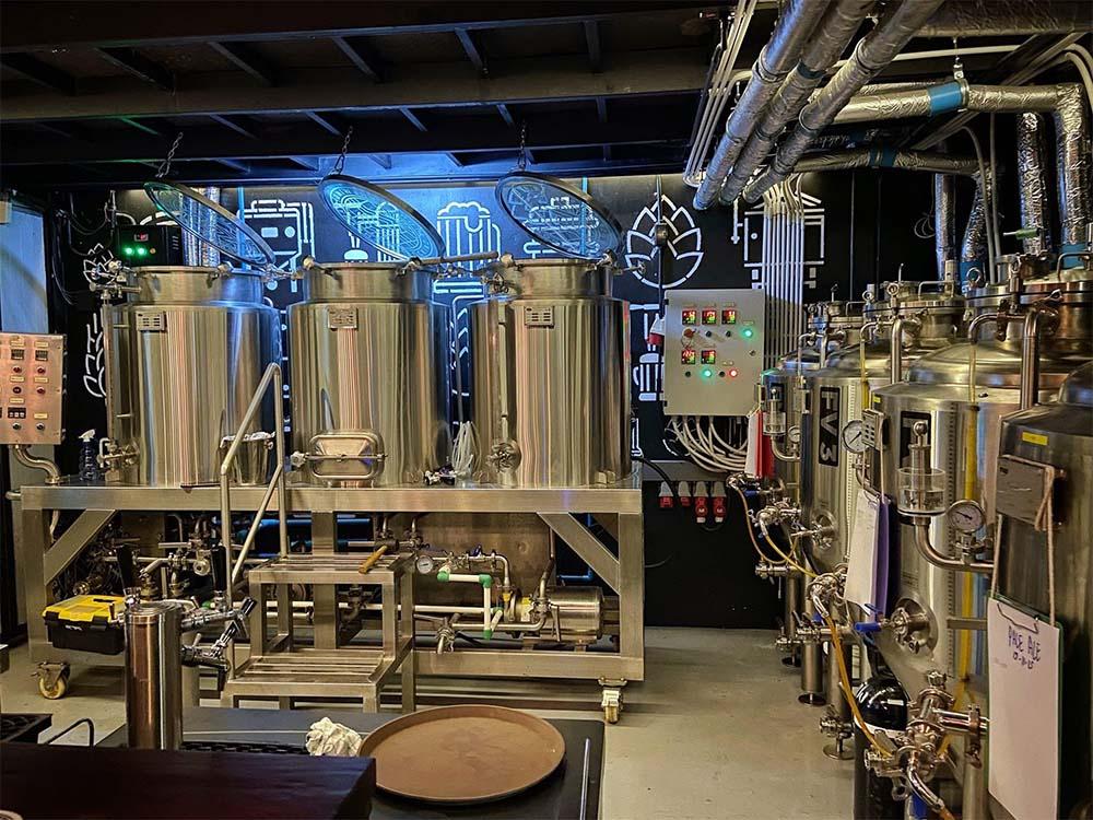 <b>200L Nano Brewing System</b>